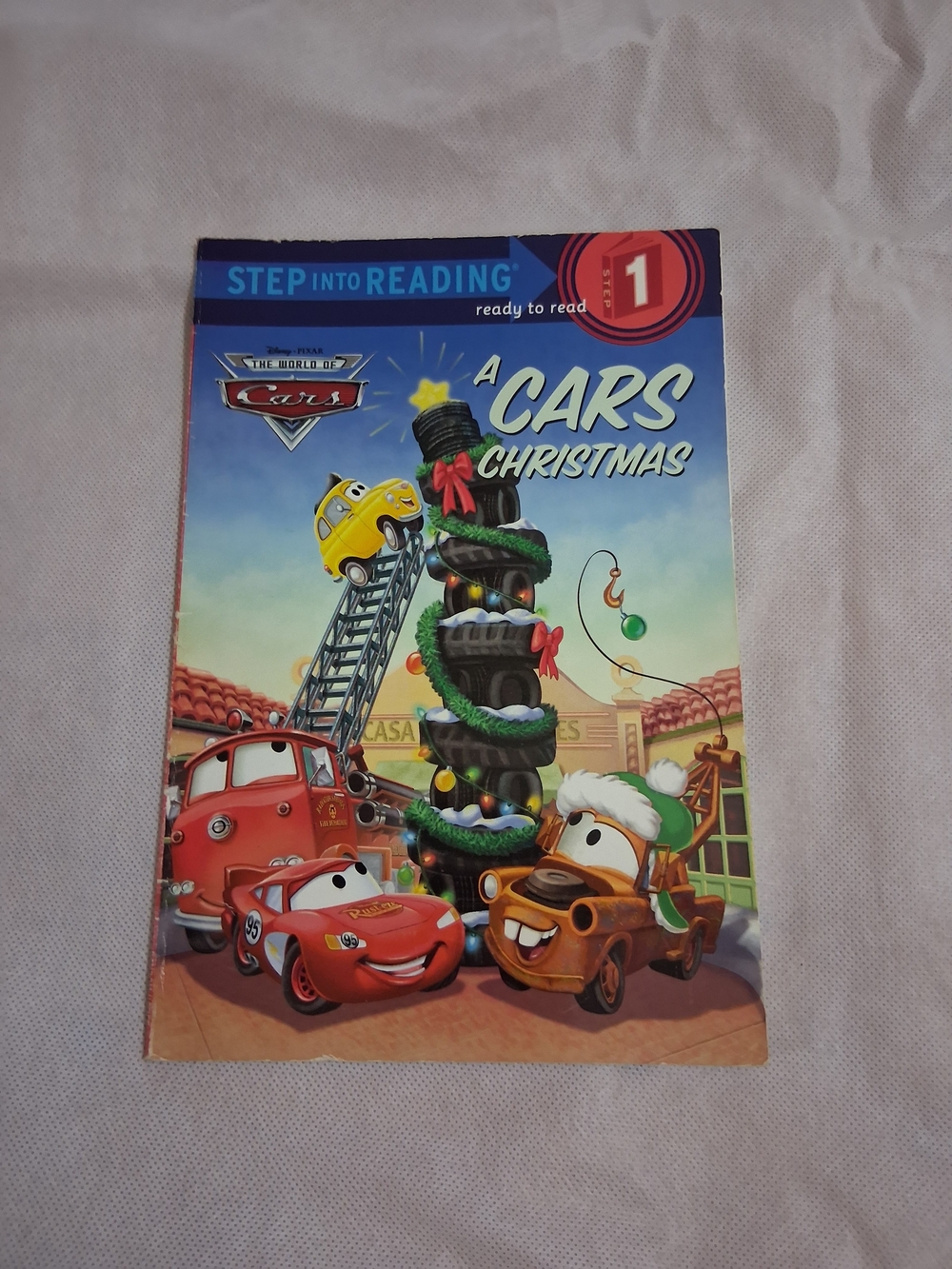 Disney•Pixar Cars: A Cars Christmas - Blue Holiday Storybook for Kids